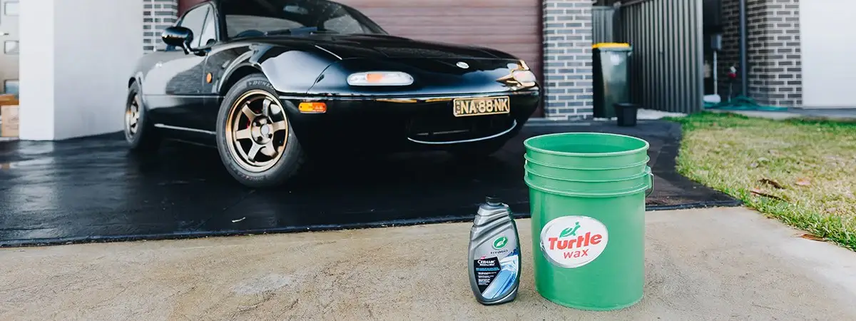 Featured image for “Hvordan vaske bilen uten å lage riper i lakken”